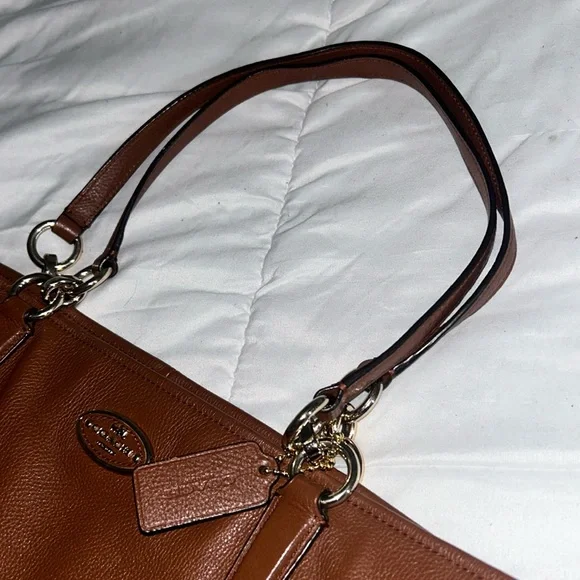Authentic Leather Coach Purse - Picture 9 of 9